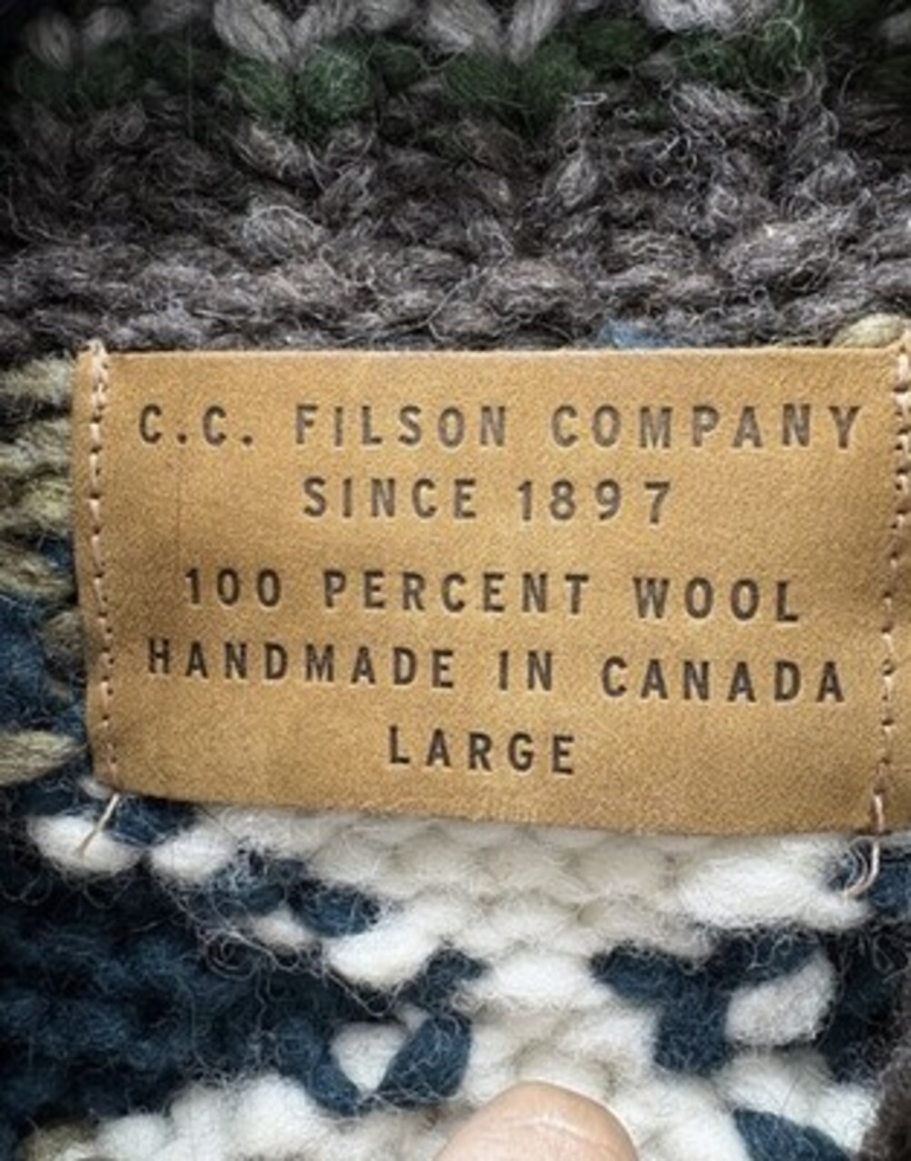 Filson Handspun Cowichan Sweater Vest, Limited Edition, 2016 Winter Collection - Picture 3 of 3